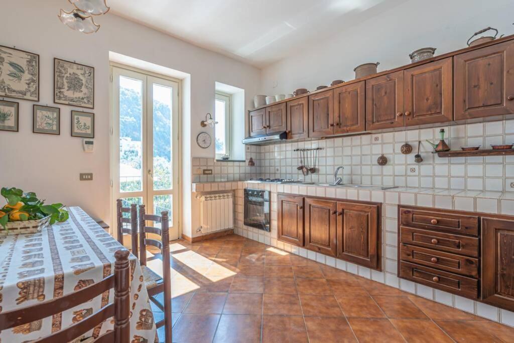 Casa Gege', For Up To 5 Guests, Shared Pool, Sorrento Center Apartment Ngoại thất bức ảnh